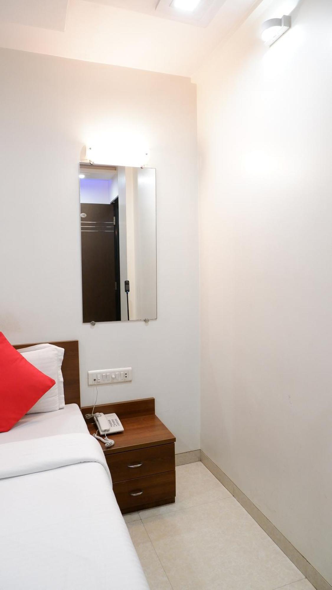 Hotel Briteway 孟买 外观 照片